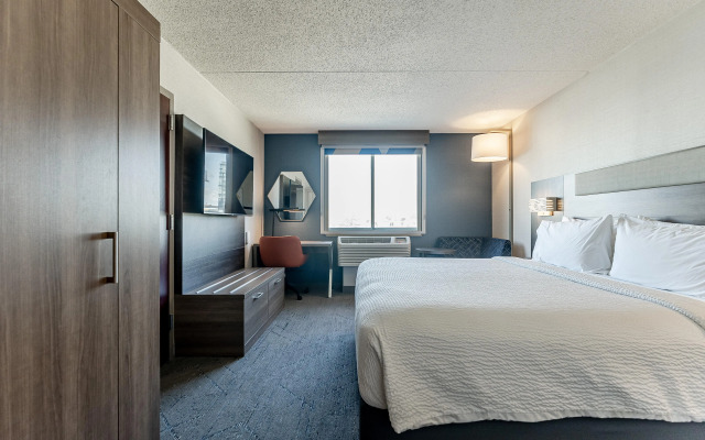 Holiday Inn Express Philadelphia - Penns Landing by IHG