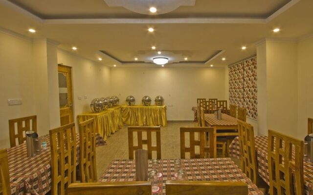 The Paramount Inn
