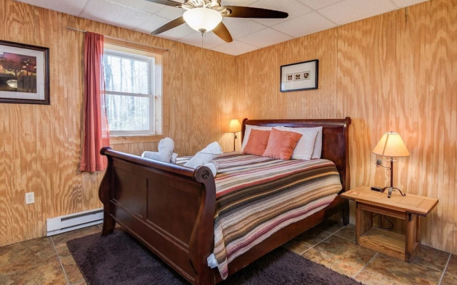 Red Wolf - 2 Br Cabin
