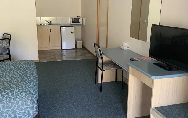 Arthur Phillip Motor Inn