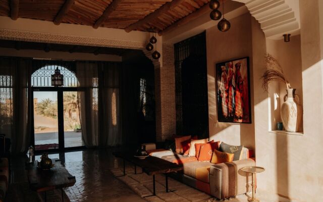 Sahara Pearl Hotel