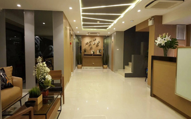 Ploen Place Residence