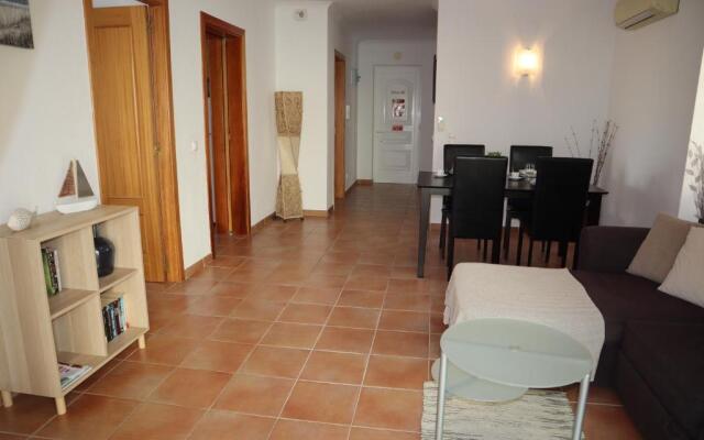 Apartamento Nathalie a 100m da Praia (T2)