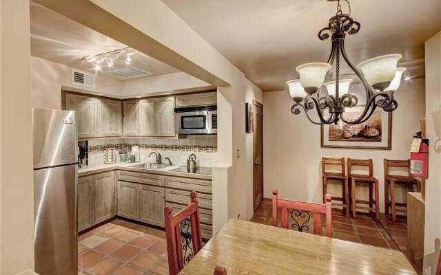 Plaza Splendor - Three Bedroom Home