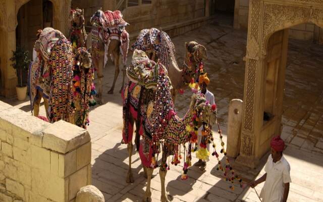 Hotel Narayan Niwas Palace