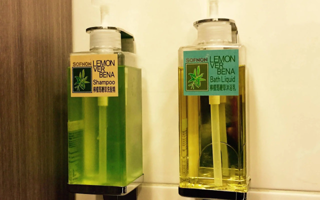 Starbox Hostel