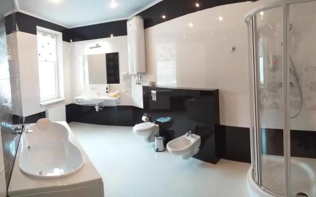 Hotel Aragvi