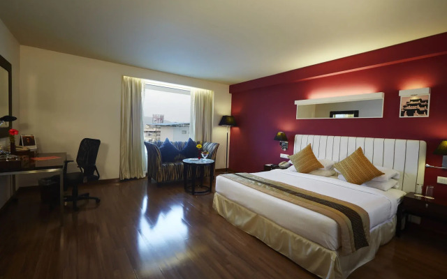 Vivanta Vijayawada, MG Road