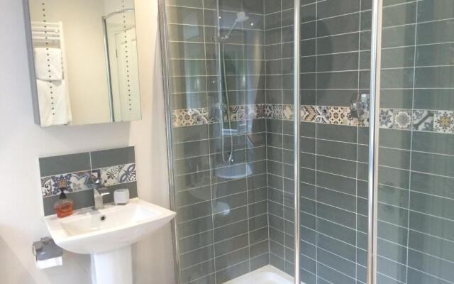 Brockenhurst Apartments