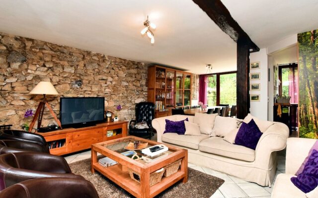 Rustic Holiday Home With Sauna, Terrace and Garden