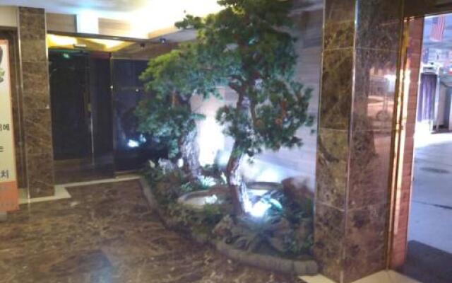 Lexvill Hotel