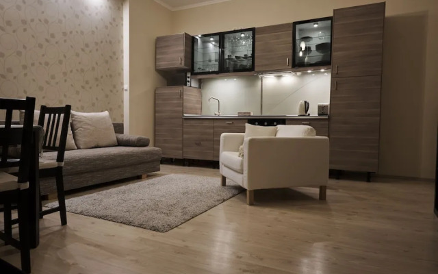 Károlyi Garden Apartment