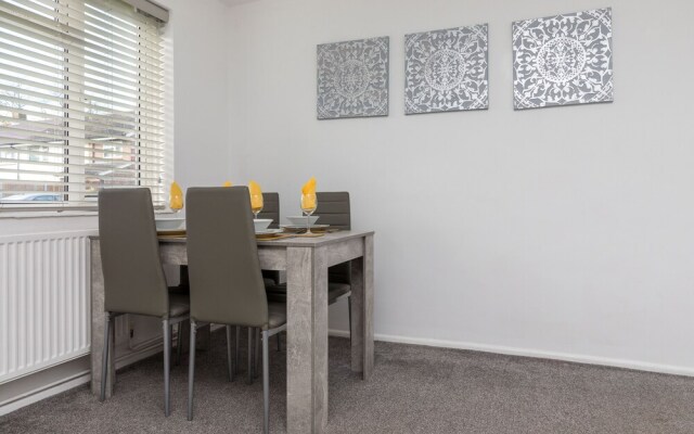Lark Rise Apartments