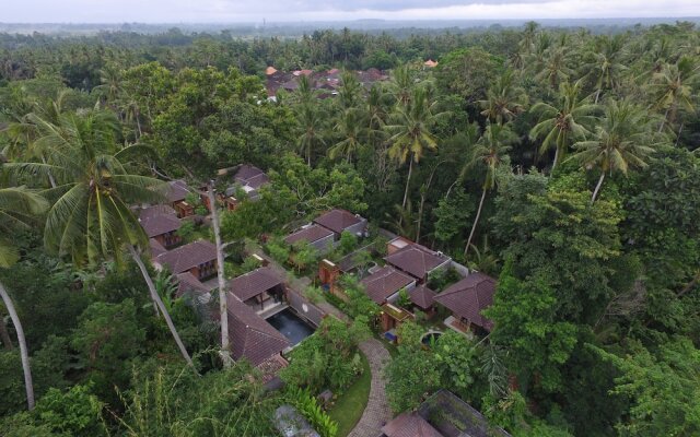 Ubud Raya Villa