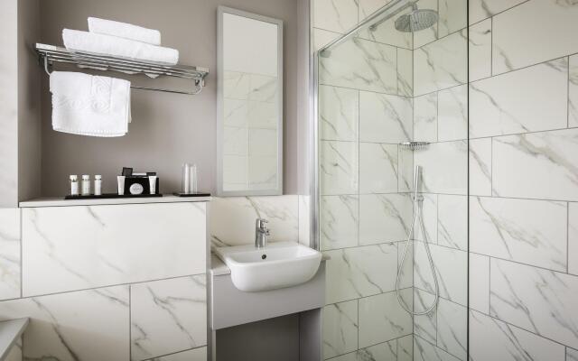 WorldHotels Distinctive Woughton House Hotel