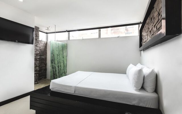 Hotel Kong