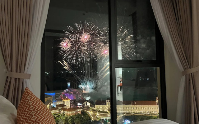 Nice Seaview-Kiss bridge-Firework-Sunset