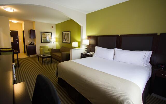 Holiday Inn Express Hotel and Suites Nacogdoches by IHG
