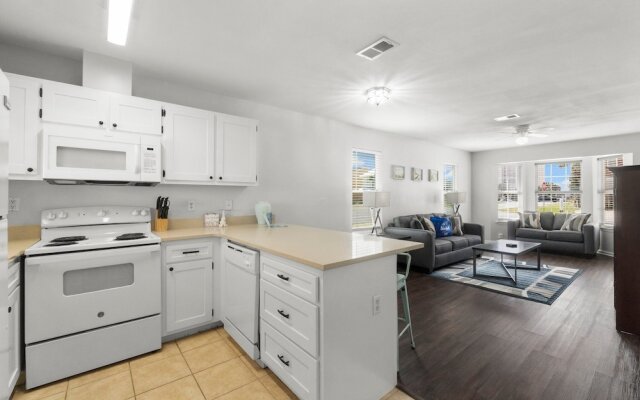 6400 Beach Dr - Seabatical A