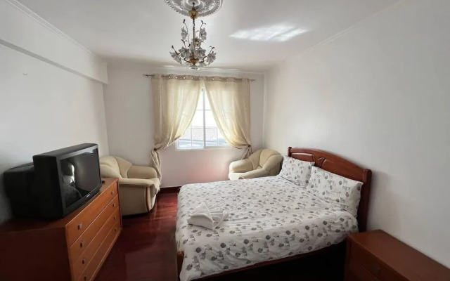 Comfortable 2-bedroom Apartment for Relaxing Stays