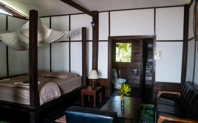 Pomelo Restaurant and Guesthouse
