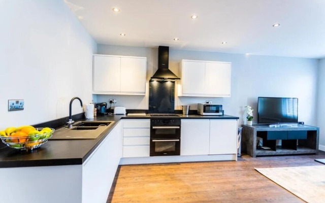Suite Life Serviced Apartments
