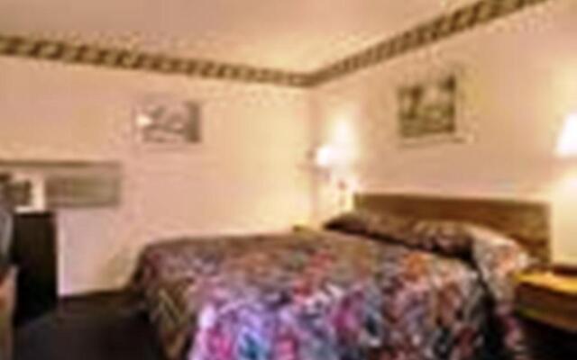 Studio 6 Suites Madera, California - Yosemite