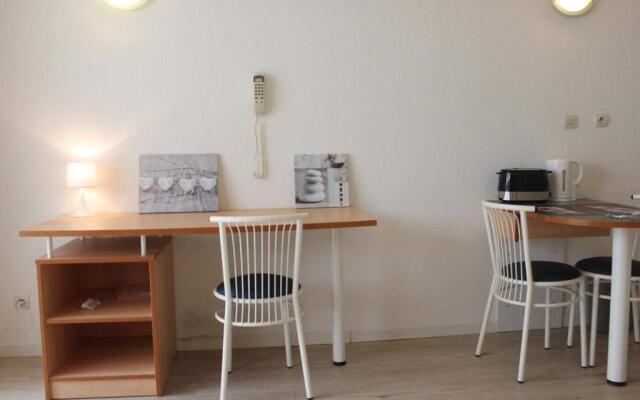 Appartement La Rochelle, 1 pièce, 2 personnes - FR-1-246-213