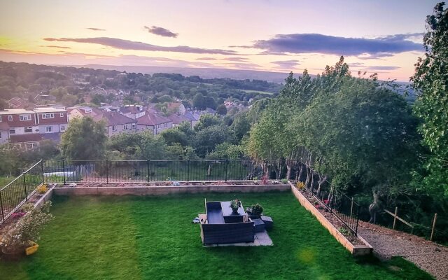 Luxurious 2-bed Apartment, Duchy Cosy Corner