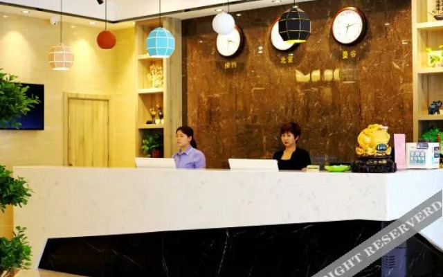 Shengsi Xianting Boutique Hotel (Xi'an Fengqiyuan Metro Station)