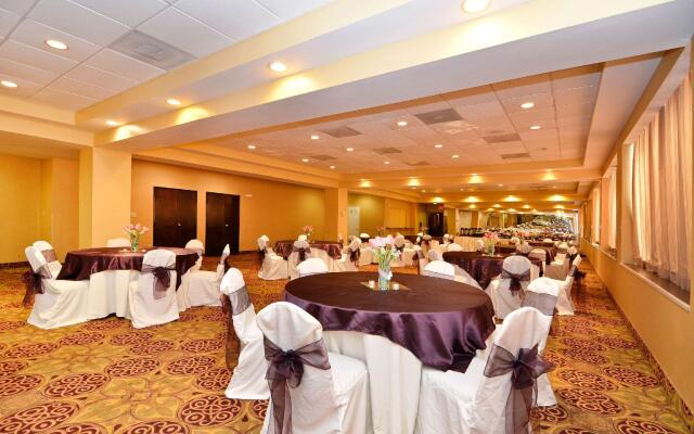 La Quinta Inn & Suites by Wyndham Washington DC / NoMa