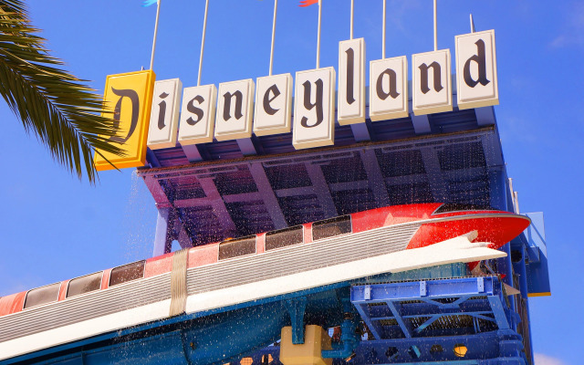 Disneyland Hotel