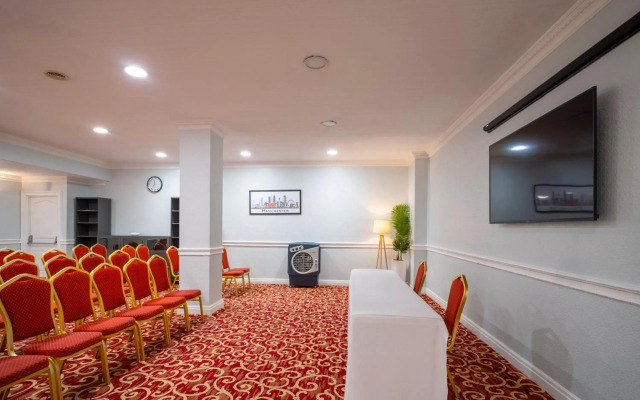 Britannia Sachas Hotel