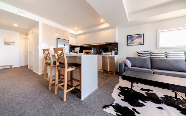 Cbd Brand New Modern Seaview Apt