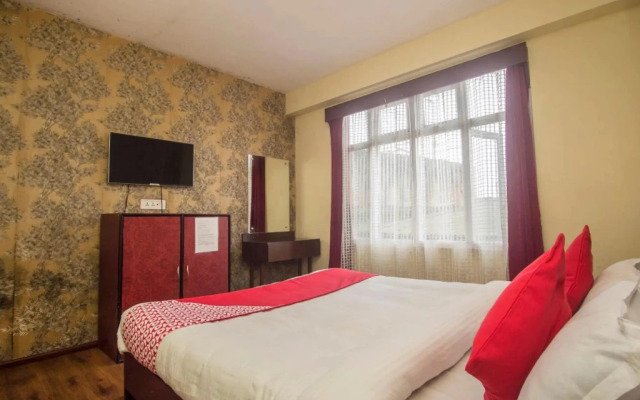 Hotel Sandrup by OYO Rooms