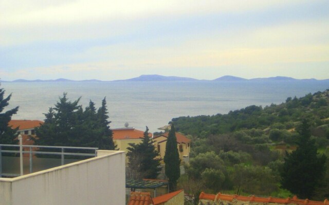 Apartment With one Bedroom in Murter, With Wonderful sea View, Balcony