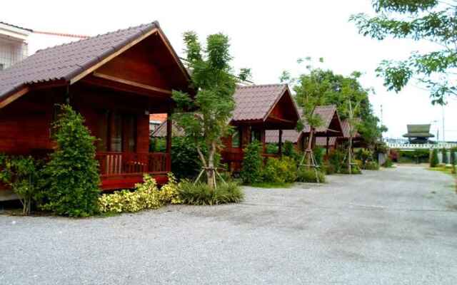 Ruenthong Resort Surat Thani