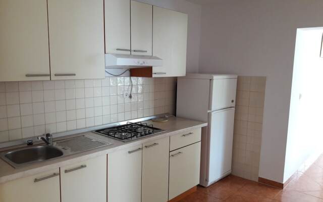 Apartments Metajna X