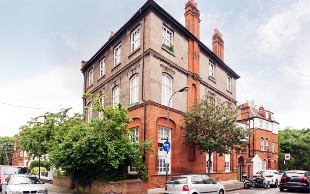 The Brook Green Family House - CDL