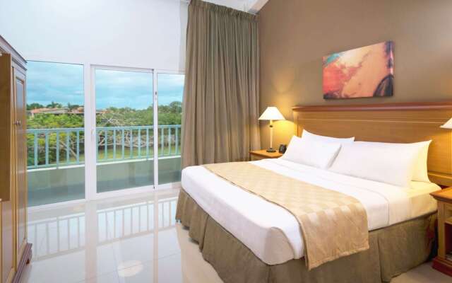 Hodelpa Garden Suites Golf & Convention Center