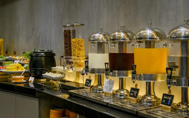 Hotel VELA be Bangkok Ratchathewi