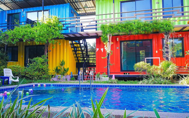 Hua Hin In Boxes
