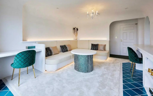 Hotel Sea Shell