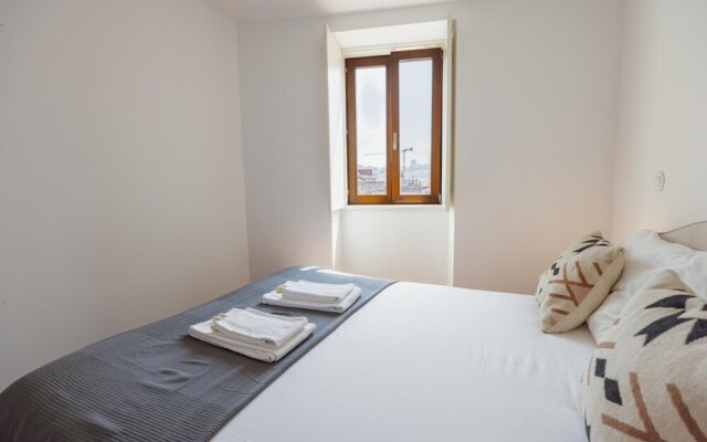 Riverview Apartment by Homing