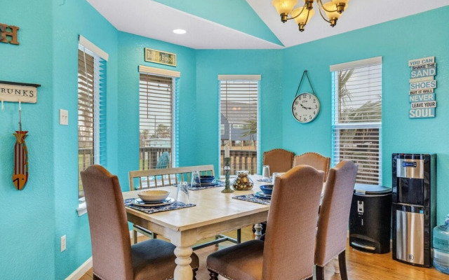 Stunning Beach House With Firepit&grill