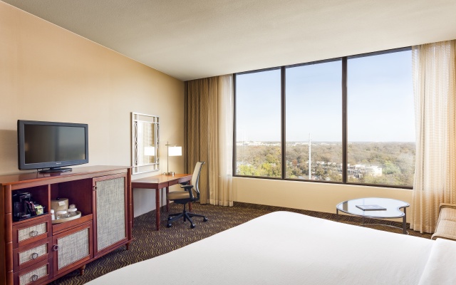 Holiday Inn Austin -Town Lake by IHG - Image 7