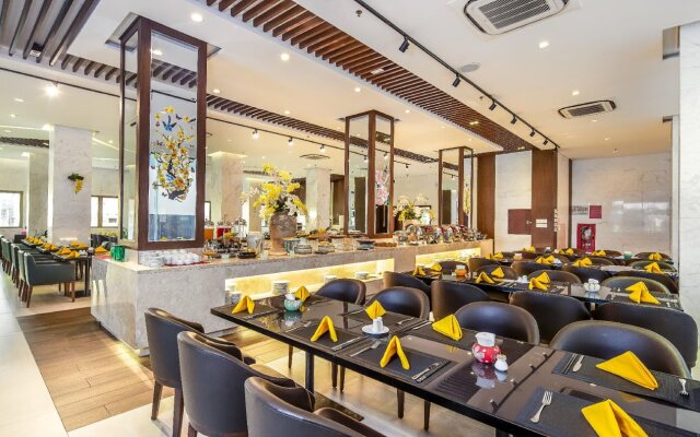 Da Nang Riverside Hotel