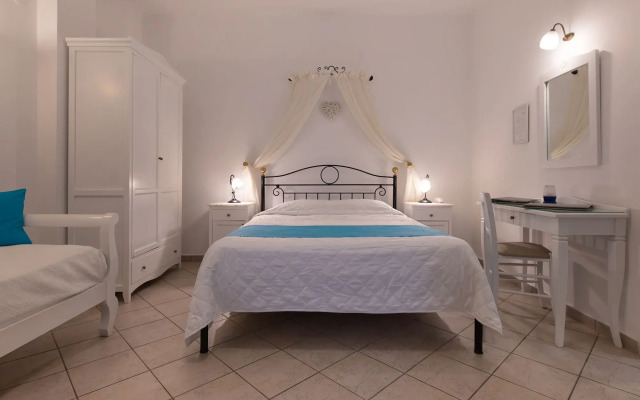 Reverie Santorini Hotel
