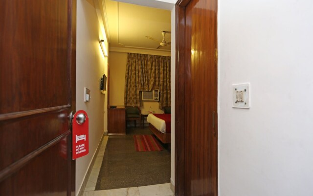 Hotel Gold Palace by OYO Rooms