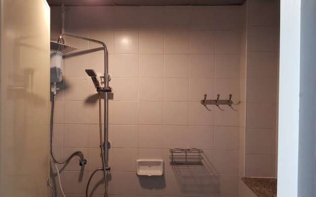 SleepCats Hostel